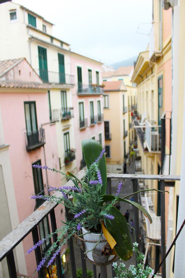 B&B Katerine サレルノ エクステリア 写真